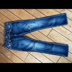 Women’s Rock Revival jeans